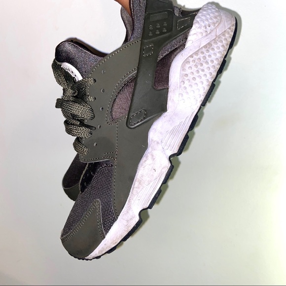 nike presto extreme olive green